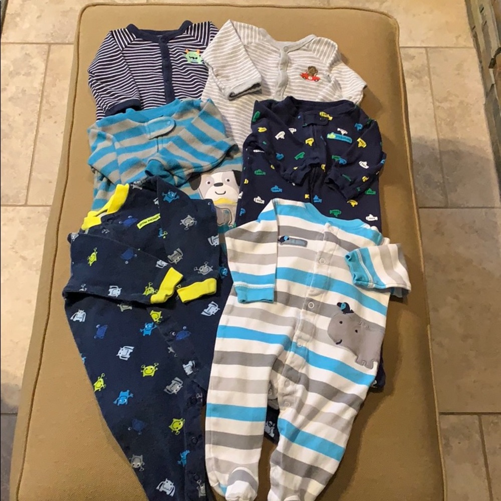 Bundle Carter’s 6M pajamas